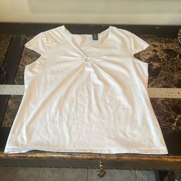 Keyhole Thick Stretch Tee!! - Picture 1 of 8
